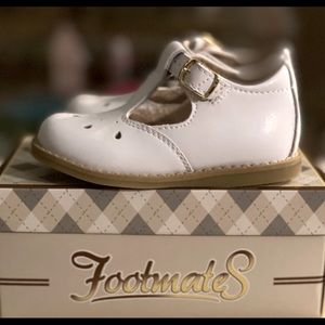 Footmates White Toddler Classic Dress Shoe